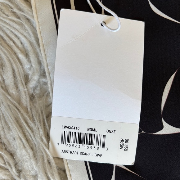 FRAME Silk Black and White Abstract Print Rolled Edge Square Scarf WFD216032 NWT - Picture 8 of 9